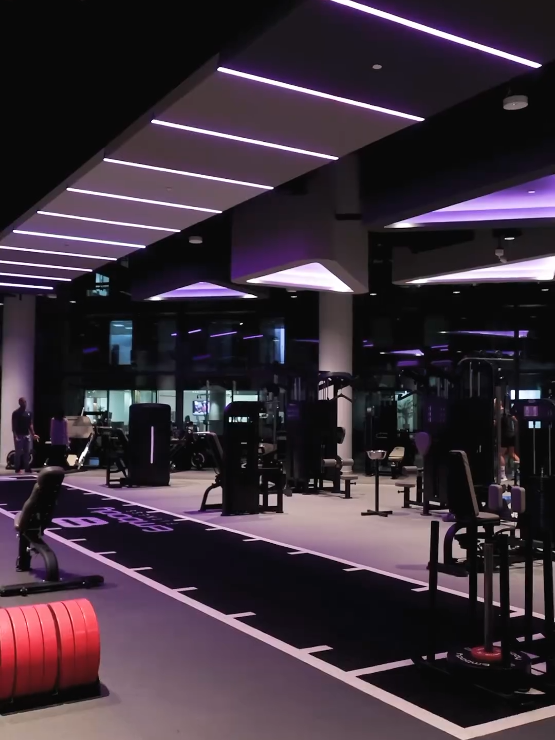 Discover your perfect workout space at Embody! Whether you seek high-energy zones or quiet corners, every space is crafted to support your fitness journey. Enjoy a gym floor and atmosphere that elevates every workout. Join us and find your fit! #embody #embodycafe #embodyfitness #fitness #lifestyle #dubai #DIFC #fitnessjourney #personaltraining