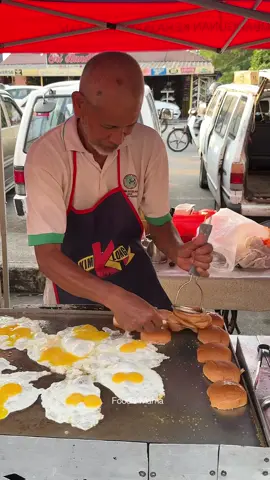 Only $1! Popular Double Egg Burger - Malaysian Street Food Price : RM 5 / USD 1.1 Location : Tuesday Pasar Malam Duyong https://maps.app.goo.gl/1bCwJ9pdirssZ5rXA