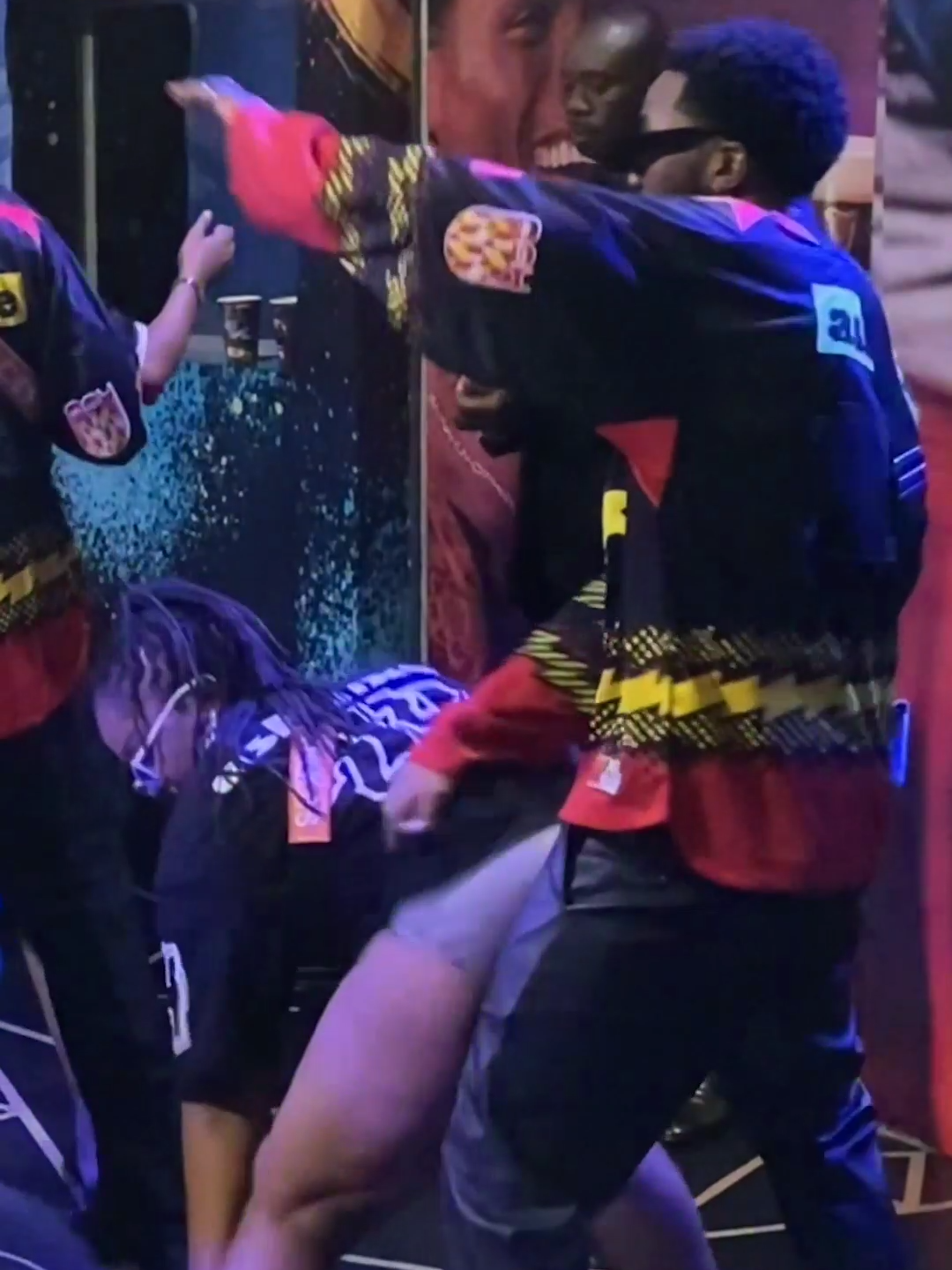 A lit saturday night party 🔥 #BBNaija #WhatToWatch