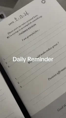 We have some more traveling to do today — but the journaling and your DAILY REMINDER doesn’t stop 🤍 #dailyreminder #moveyourbody #gratitudejournal #journaling #newday #fitbytasha #earlymorning 