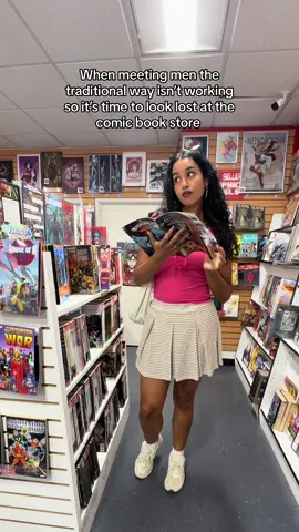 When in doubt, nerd it out🧍‍♀️ #nerds #comic #comicbooks 