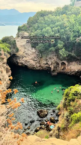 Bagni Regina Giovanna, Sorrento, Italy😍📍#sorrento #italy #bagnireginagiovanna #amalficoast #travel 