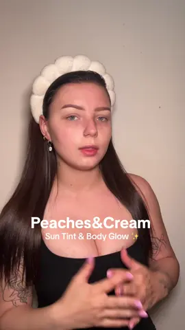 Obsessed!! Definitely will be using the body glow for me 21st !!  @Peaches & Cream 🍑✨#fyp #foryou 
