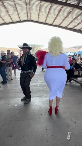 Disfrutando el baile pulga alamo texas💃🕺🎶#pulgaalamotx🔥 #956rgv #foryou #texas 