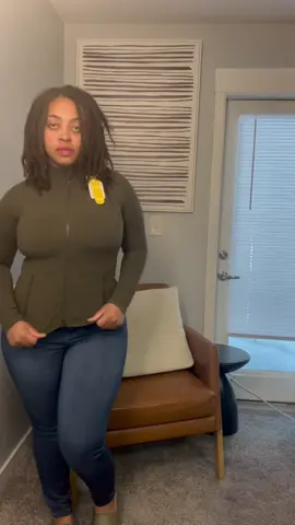 Go try this @Glowmode jacket! I love it 🤍 #glowmode #bbljacket #glowmodehaul 