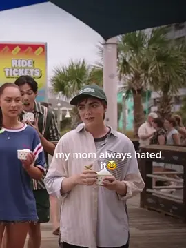 repost of my most viral vid. cant believe its been a year #skyeslander #tsitp #thesummeriturnedpretty #nevertsip #bnevids #fyp #blowthisup #viral #getthisviral #foryou #skye #tsitpskye #skyehatepage #conradfisher #jeremiahfisher #bonrad #jelly #stevenconklin #bellyconklin #taylorjewel #rumplestiltskin #elsiefisher #foryoupage