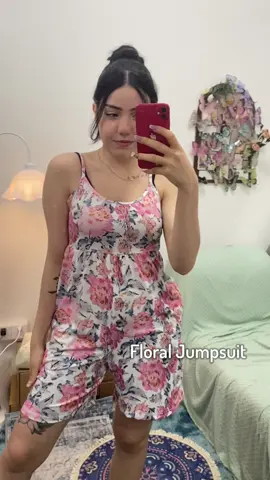 Floral print jumpsuit 🤩so cute! #OOTD #womenswear #tiktokshopbacktoschool #fashion #savingmoney #hotsale #outfit #cute #summervibes #shopping #fall #outfitideas #spookyseason #summer2024 #inspo #summertime #autumn #clothing #microinfluencer