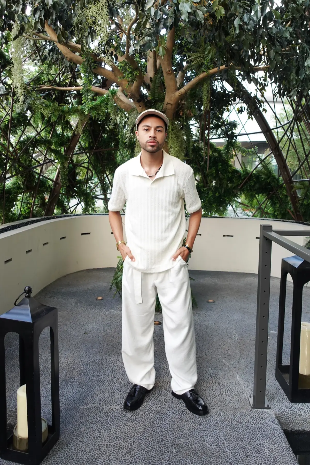 #OOTD #outfit #outfitideas #zaraman #zara #theericanthony #whitefit #tocamadera #dinner 