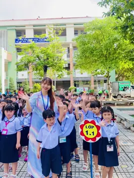 Ngày đầu tiên đi học. Khởi đầu năm học mới ❤️❤️❤️#giaovientieuhoc #năm2024 #giaovien 