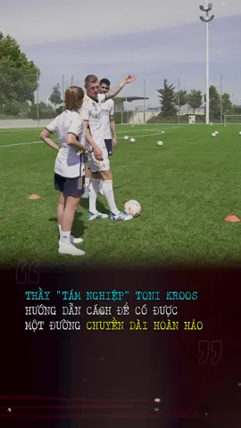 Thầy Kroos hướng dẫn chuyền dài #bongda #football #ngoaihanganh #xuhuong #manchestercity #xuhuongtiktok #xh