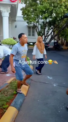 Menyala Abangku 🔥🔥🔥 . . #fyp #hutri79indonesia🇮🇩  #hut17agustus  #indonesiamaju🇮🇩  #fy #viralvideo  #lomba17agustusan #lucu_ngakak #funnyvideos 