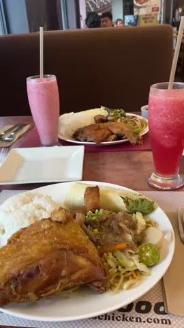 Max's Restaurant @ Intramuros 💕 #food#lunch#restaurant#maxs#trending#manila#intramuros#maxsrestaurant#chicken#dessert#fyp#2024