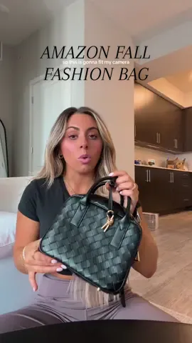 comes in sooo many colors this is a must have for fall! 🍂🤎 linked under bags/purses on my amazon in bio!  #amazonfinds #fallfashion #fall #fallaesthetic #goingoutoutfit #purse #amazonfavorites #amazonfashion #amazonfind #fypage #foryoupage #neutralaesthetic 