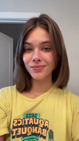 ignore the cat hair on my shirt