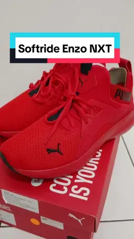 Si Merah Jangan Sampe Lewat..  Ready Stock Softride Enzo NXT ukuran 43 insole 28  Minat Chat Admin di Bio