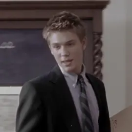 MEOWWWW 😇 #loveconrad #tristandugray #tristandugrayedit #gilmoregirls #chadmichaelmurray 