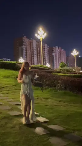 漂亮的裙子真的很治癒！#日常 #旅行 #美女 