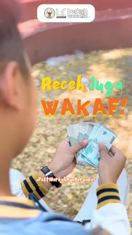 Receh juga bisa jadi WAKAF! Yoo guys, pernah nggak sih kalian mikir kalau wakaf itu cuma buat orang kaya atau orang-orang tua? 🤔 Yoi kenyataannya banyak dari kita yang masih punya pemahaman seperti itu. Tapi tau nggak sih? wakaf itu nggak selalu harus tanah atau bangunan mewah, lho! 💡 Wakaf bisa dimulai dengan uang yang kita punya sekarang, bahkan cuma Rp 10.000 bisa jadi wakaf yang impactful banget! Bayangin, kalau semua mahasiswa di Indonesia ikut gerakan ini, dampaknya pasti luar biasa untuk masa depan bangsa kita. 🙌 Menurut Badan Wakaf Indonesia (BWI), potensi wakaf uang di Indonesia bisa mencapai Rp 180 triliun per tahun. Tapi, realisasinya masih sangat kecil. Salah satu alasannya, banyak yang belum tahu kalau wakaf bisa dimulai dengan nominal kecil dan gak harus nunggu tua. Generasi muda seperti kita punya peran besar untuk mengubah hal ini. Kita bisa jadi penggerak perubahan! Jadi, daripada nunggu nanti-nanti, kenapa nggak mulai sekarang? Bantu bangun masa depan bangsa dengan #GerakanIndonesiaBerwakaf. Karena dengan wakaf, sekecil apapun yang kita berikan, pahalanya akan terus mengalir selamanya. 📈✨ Sekarang ancurin stigma bahwa wakaf harus punya tanah atau bangunan dulu! Dan ingat, gak perlu jadi kaya atau tua! Yuk, mulai dari diri kita, dan mulai dari sekarang! 🌱  #WakafUntukMasaDepanIndonesia #HarlahBWI2024 #ShortVideoWaqfChallenge #Wakaf  #BerkahWakaf #BadanWakafIndonesia #PastiBerkahAyoBerwakaf @#PastiBerkahAyoBerwakaf  @Literasi Zakat Wakaf  