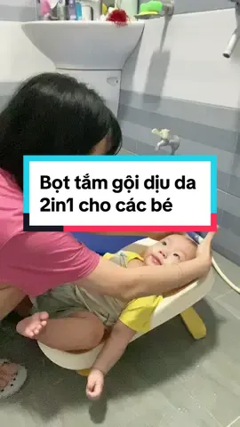 Bọt tắm Nipcare dịu nhẹ cho bé, dùng ổn áp lắm luôn các mom ơi, dùng được từ sơ sinh luôn ấy. Thay vì tắm nước lá cho con thì các mẹ dùng nước tắm gội chuyên biệt cho con để bảo vệ làn da non nớt của con nhé! #bottamdiudanipcare #nipcare #bottamchobe #bottamgoi #mebe #giadinhsido #xuhuong 