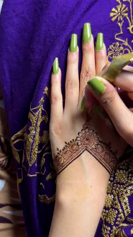 Modern style henna #foryou #hennabysid #mehndidesigns #unfrezzmyaccount 