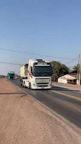 Os tucano@betomaurina #caminhao #gbn13am #caminhoneiro #volvo #scania #br163 #brasil 