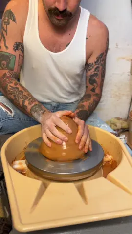 making some pottery today & everyday :) 