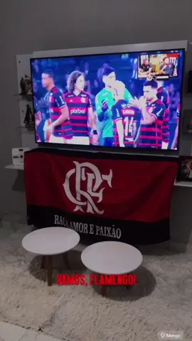 Ser rubro-negro é ter um coração dividido entre amar o Flamengo e amar mais ainda quem também é Flamengo! #flamengo #flamenguista #coracaovermelhoepreto #rubronegro #torcidafemininadoflamengo #mengao #eunasciprateamar #tiktokflamengo #tiktokbrasiloficial🇧🇷 #tiktok 