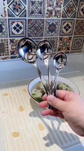 Sendok sayur stainless steel tebal. Wajib punya nih... #sendok  #sendokmakan  #sendokstainless  #sendoksayur  #centongsayur  #sendoksup  #alatmakan  #peralatanmakan  #wibgajian  #gilagilajualan 