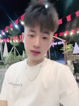 Có một người vẫn đứng đó…#xuhuong#fyp 