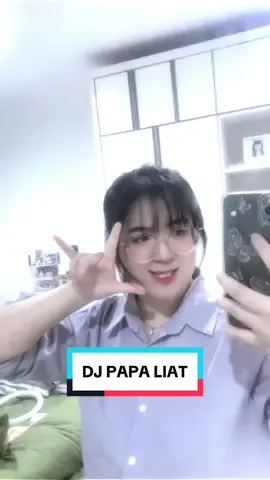 SAMBIL BERMAIN MUSIK DJ🎧🤘 