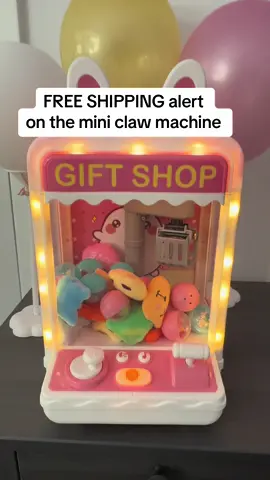 The mini claw machine is a winner !! #toys #prizes #clawmachine 