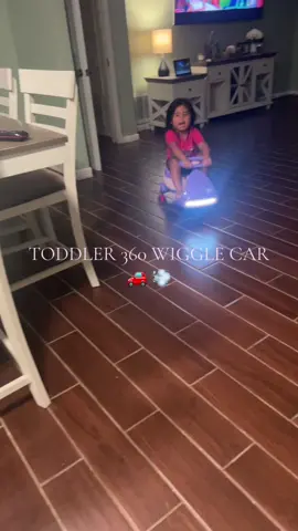Its never too early to get christmas shopping started! 🤑💕🤩 #toycar #toddlersoftiktok #treasurefinds #tiktokshopbacktoschool #giftidea #tiktokshopsummersale 