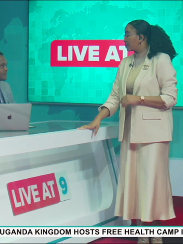 A light and demure moment from tonight's #NBSLiveAt9  @canarymugume @victoria_sibiya  #NBSLiveAt9 #NBSUpdates