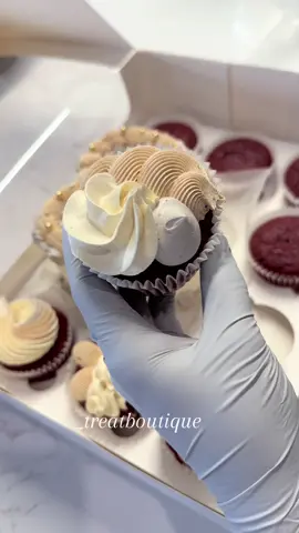 Soft tones 🤍 Nozzles: 172, 1M & 2A Colours: colourmill taupe and caramel  Frosting: American buttercream  . . . . #treatboutique #cupcakereel #cupcakepiping #buttercreampiping #smoothbuttercream #howto #foryou #buttercreamfrosting #cupcakedecoratingvideo #cupcakedecorating #tutorials #satisfying #dessert #pintrest #buttercreampipingtutorial #fyp #explore #bakedgoods #trendingcakes #reeltrending #foodphotography #dessert #cupcakesofinstagram #buttercream #canberra #cupcaketrend #googong #canberramum #canberraeat