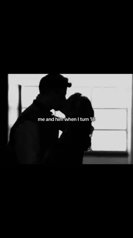 #CapCut #agegap #agegapcouple #fyp #oldermen #oldermenhitdifferent #fy #reletable #Love #aestethic #vibes #lanadelrey #viral 