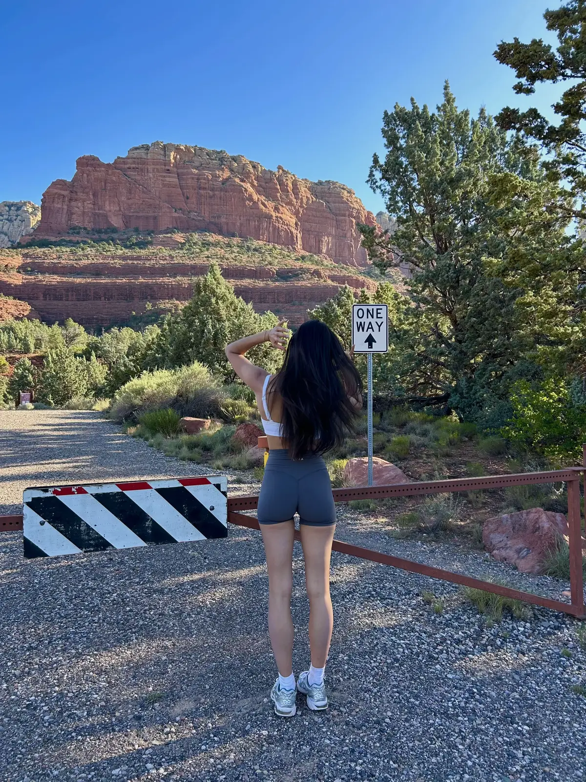 Touching grass (rocks)  #sedona #sedonaarizona #hikingoutfit #Hiking #arizonalife 