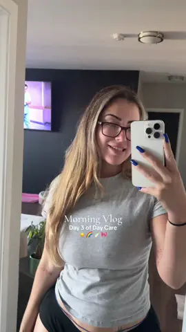 Feliz Miercoles amigissss 💖 Belle hates the early mornings but is LOVING daycare #dailyvlog #morningvlog #daycare #MomsofTikTok #toddlersoftiktok #momlife #momtok 