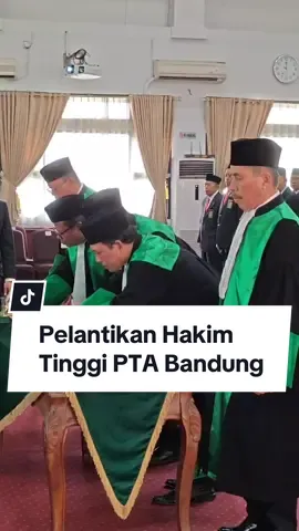 Kamis, 22 Agustus 2024 YM. Ketua Pengadilan Tinggi Agama Bandung melantik 9 orang Hakim Tinggi Pengadilan Tinggi Agama Bandung.  #mahkamahagung #pelantikan #hakimtinggi #ptabandung #ptabandungjuara #fyp 