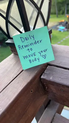 Thank you @Mama Schepps for your affirmations and beautiful sunrise this morning! #dailyreminders #moveyourbody #dailyaffirmations #gratitudejournal #lakehouseviews #poconos 