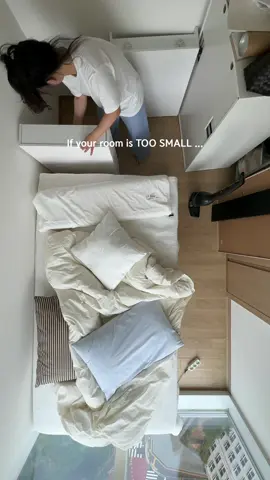 My tiny room 🌀🧩🚪 #roomdecor #tinyroom #smallroom #roommakeover #roomtransformation 