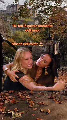 io team autunno, voi? 🍂👀 #memestiktok #meme #ironictiktok #ironicmeme  #halloweenaesthetic  #autumnaesthetic  #aestheticvideo  #CapCut #vibes #fallvibes🍂 #fall  #cozyaesthetic #pumpkinseason #spookyseason  #autumnvibes🍁