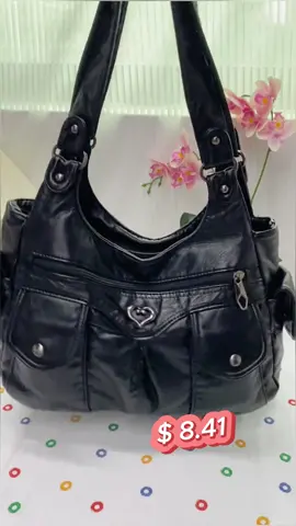 Cool girls don’t miss it!!!🖤#TikTokShop #fypp #trending #cool #coolgirls #zip #laborday #halloween2024 #musthave #bag😎😎😎