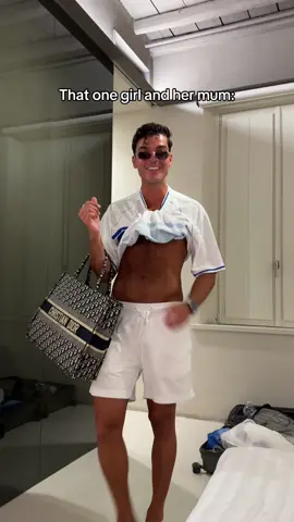 When will she say yes to the country club @Seb Laz 