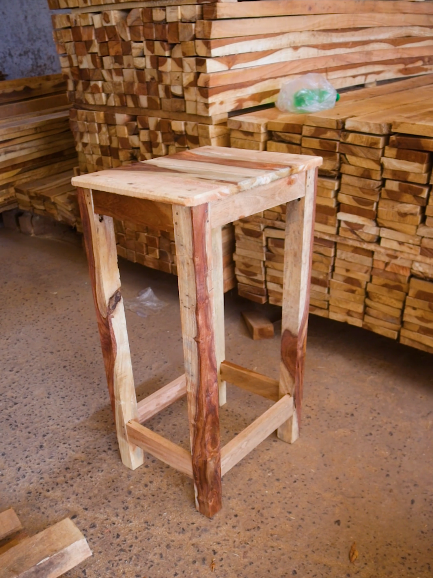 How to make wooden stool | Smartest Workers #woodworking #woodworker #woodenstool #wooddesign