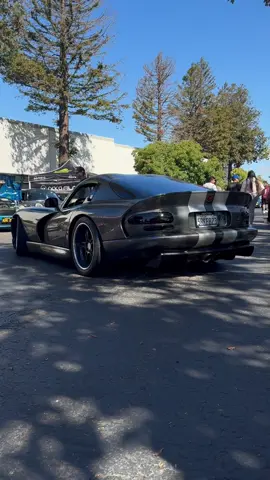 Pulling up to cars and coffee with my supercharged ACR Viper 😎👍 #fyp #foryou #carsoftiktok #dodge #viper #mopar #dodgeviper #gen2viper #carsandcoffee 