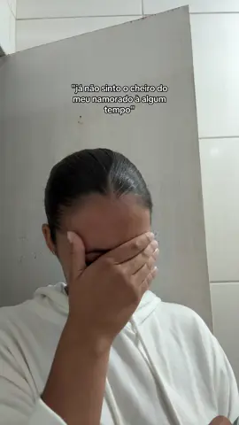 resultou numa noite de choro #fyp #relacionamentoadistancia #amor #namorado #perfume #fy #viral 