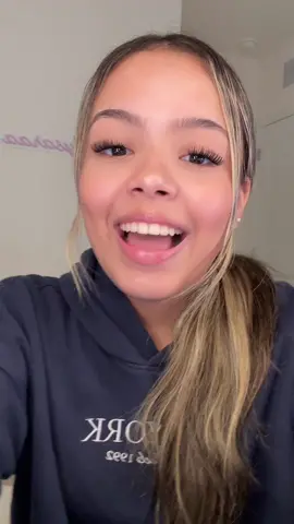 ULTIMO🤗 #RoomTour #beautyroom #aesthetic #glamroom #grwmbysaraa #viral #pinterest #roominspo #tiktokponmeenparati 