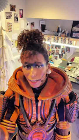 Rusty  takes Momma’s place instead and Electra clears their track with the help of K1LL3RW4TT. Always doing the dirty work  #starlightexpresslondon #westend #starlightexpress #performer #theatrekid #broadway #musicaltheatre #dragrace @braichy @Tom Pigram 