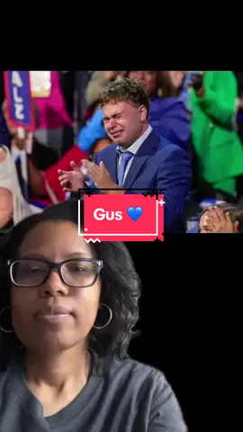 Anyone else? 🥹😭 #HeardThat🎙️ #Podcast #Sports #DNC #Chicago #GusWalz #fypppppppppppppp 