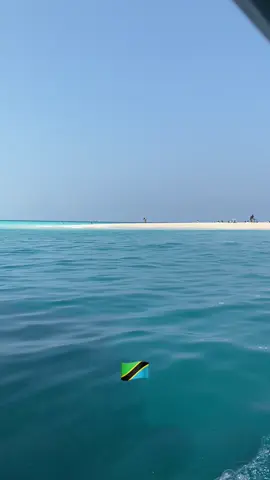 È come arrivare in paradiso #zanzibar #nakupenda #paradise #sea #sky #tanzaniatiktok #tanzania🇹🇿 #zanzibartiktok #zanzibardestination #africa #visittanzania 